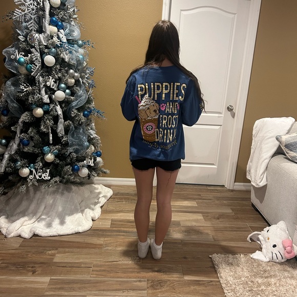 i’m selling sweaters and jeans! - Picture 4 of 9